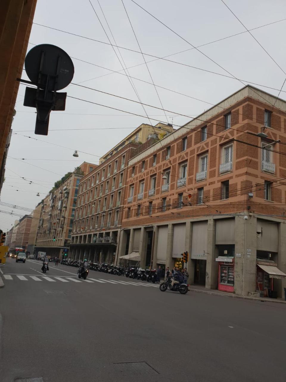 Suite Marconi Bolonha Exterior foto